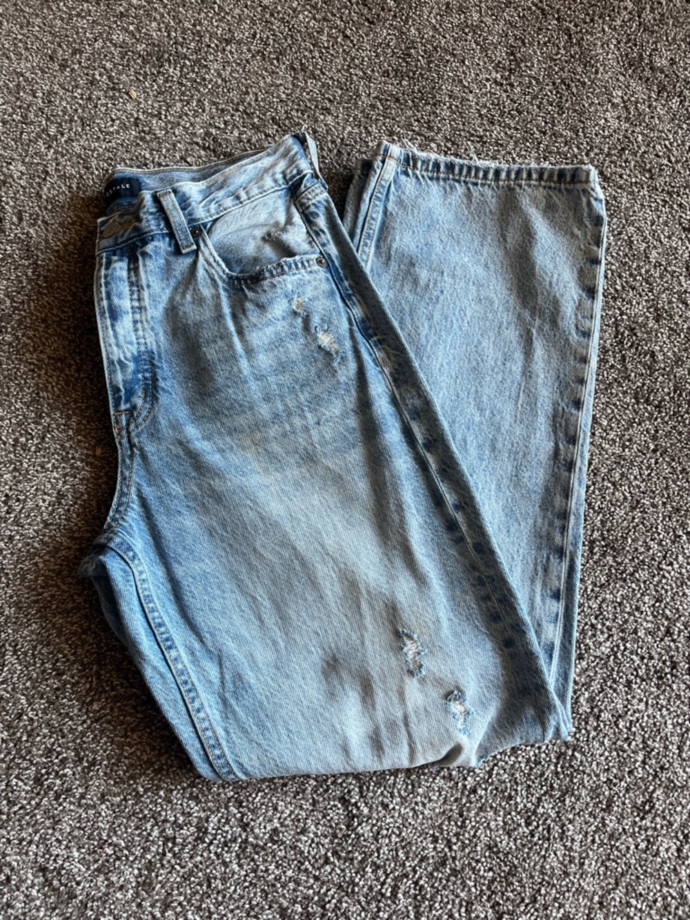 Aeropostale 90s Baggy Light Wash Distressed Jeans
